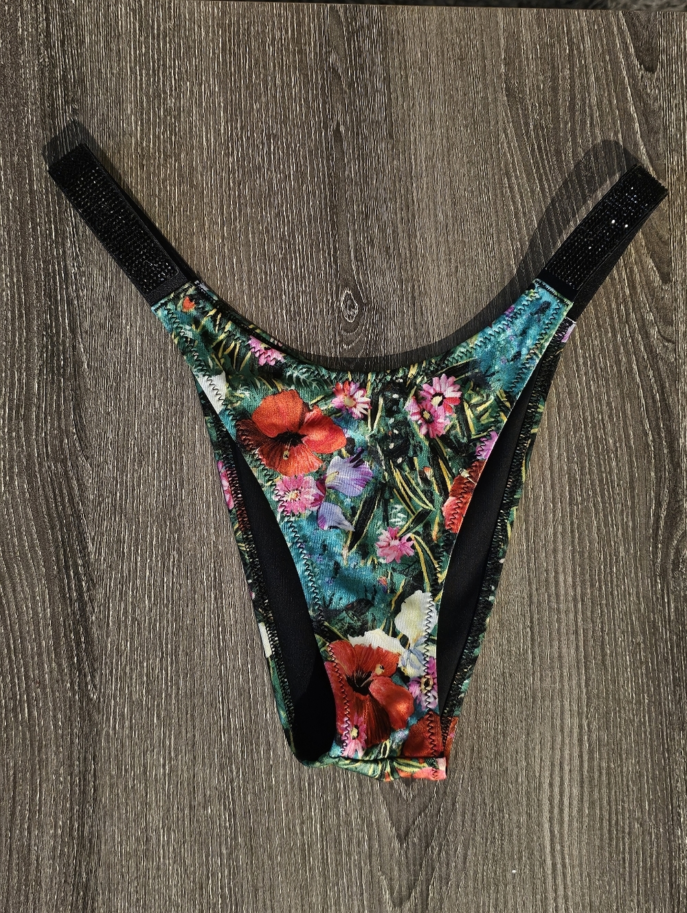 Victoria Secret Swim Tropical Floral Brazilian Bikini Bottom Shine Strap Small